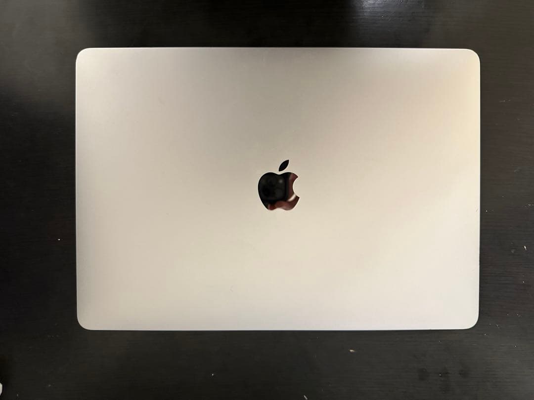 MacBook Air 13インチ（8GBメモリ・256GB SSD）