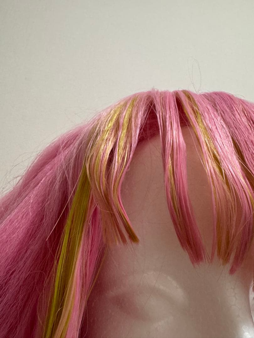 甘露寺蜜璃　セット済みウィッグ