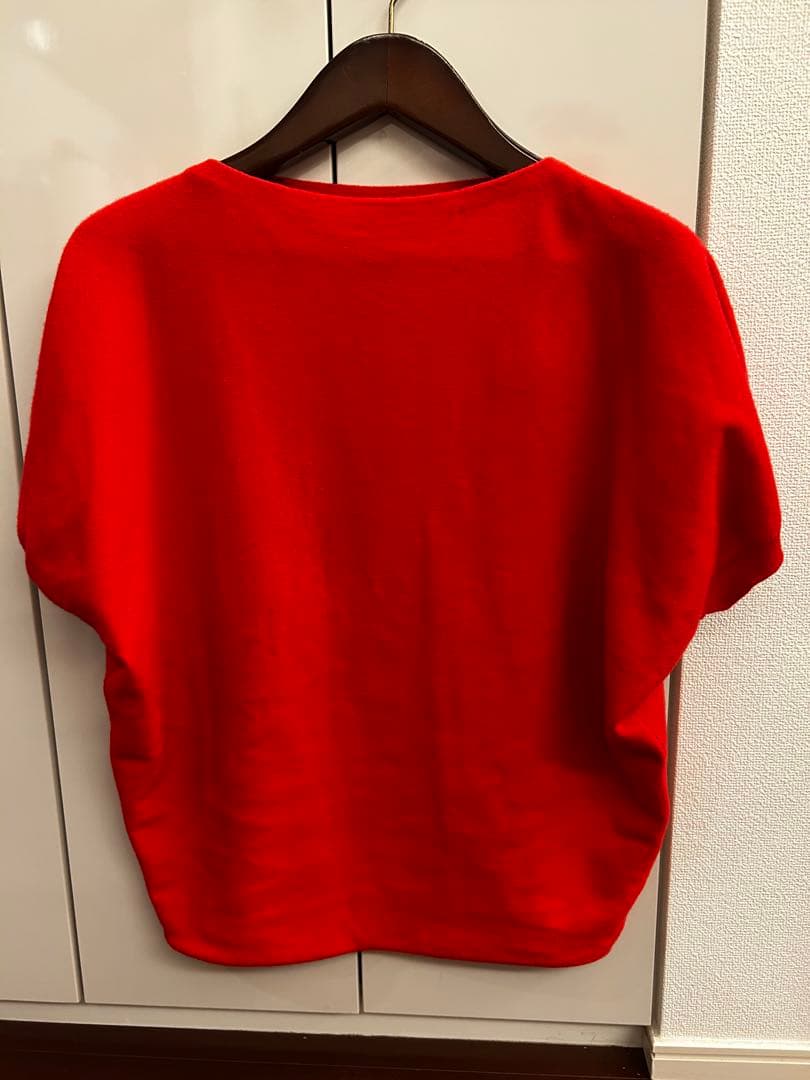 HERMÈS 赤 半袖ニット