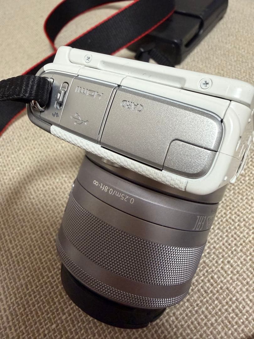 CANON EOS M100 ミラーレス一眼カメラ