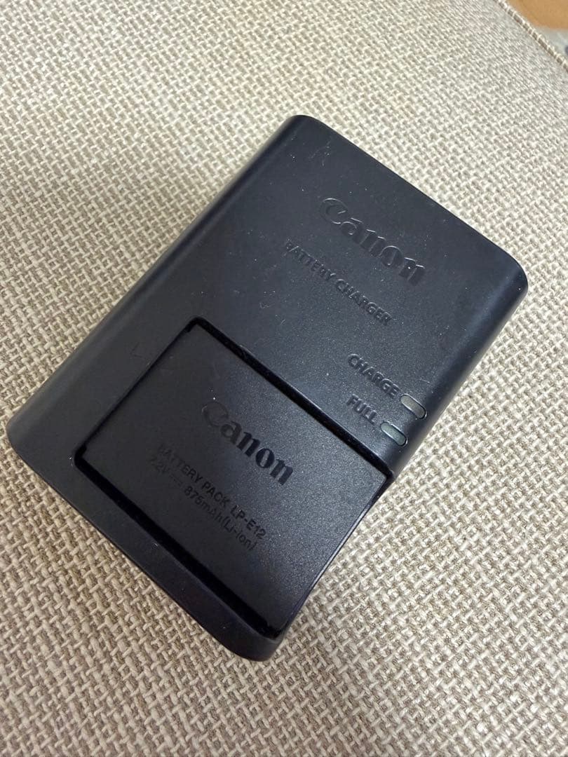 CANON EOS M100 ミラーレス一眼カメラ