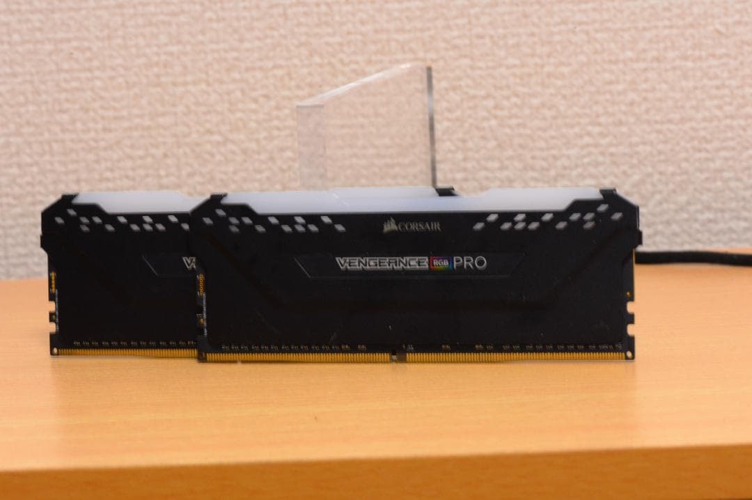 メモリー Corsair Vengeance DDR4 3200MHz 64GB