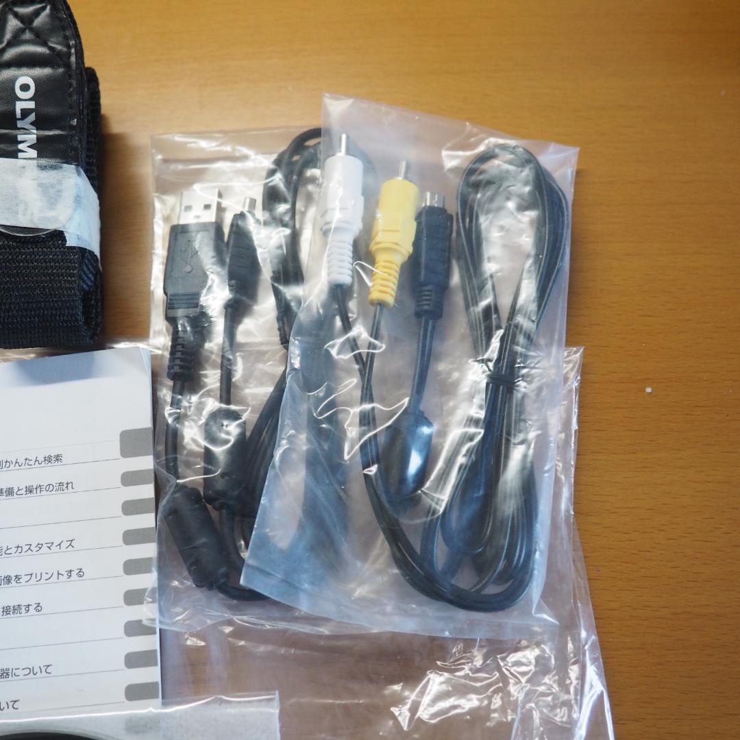 OLYMPUS E-PL5 ミラーレス一眼 ホワイト　レンズ付き　ジャンク扱い