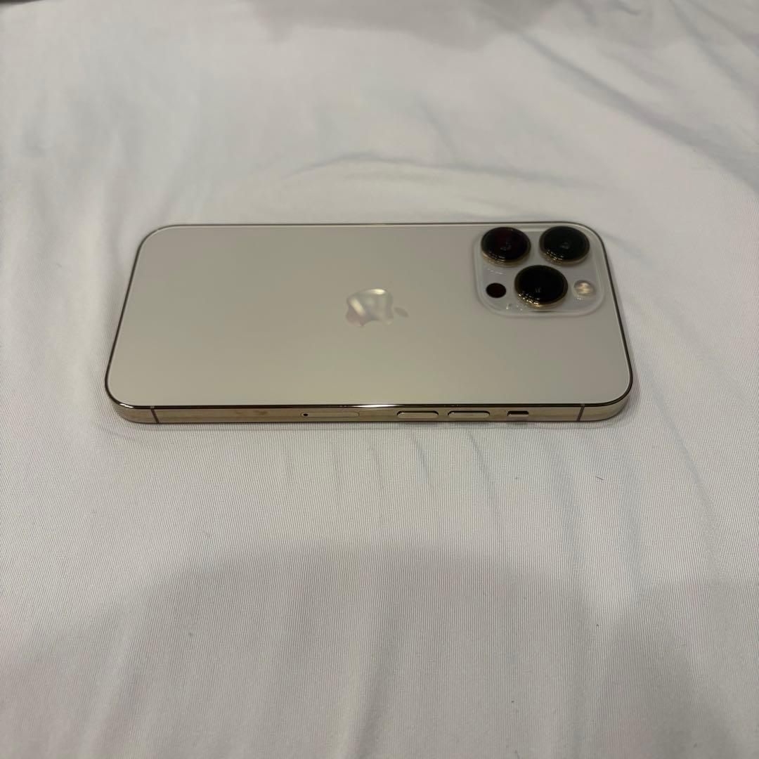 iPhone 13 Pro128 GB（バッテリー87%