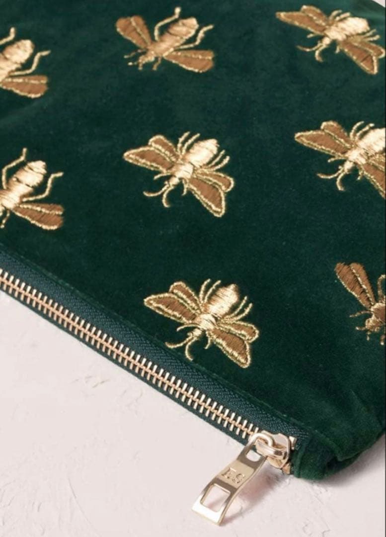 日本未入荷【Elizabeth Scarlett】Everyday Pouch