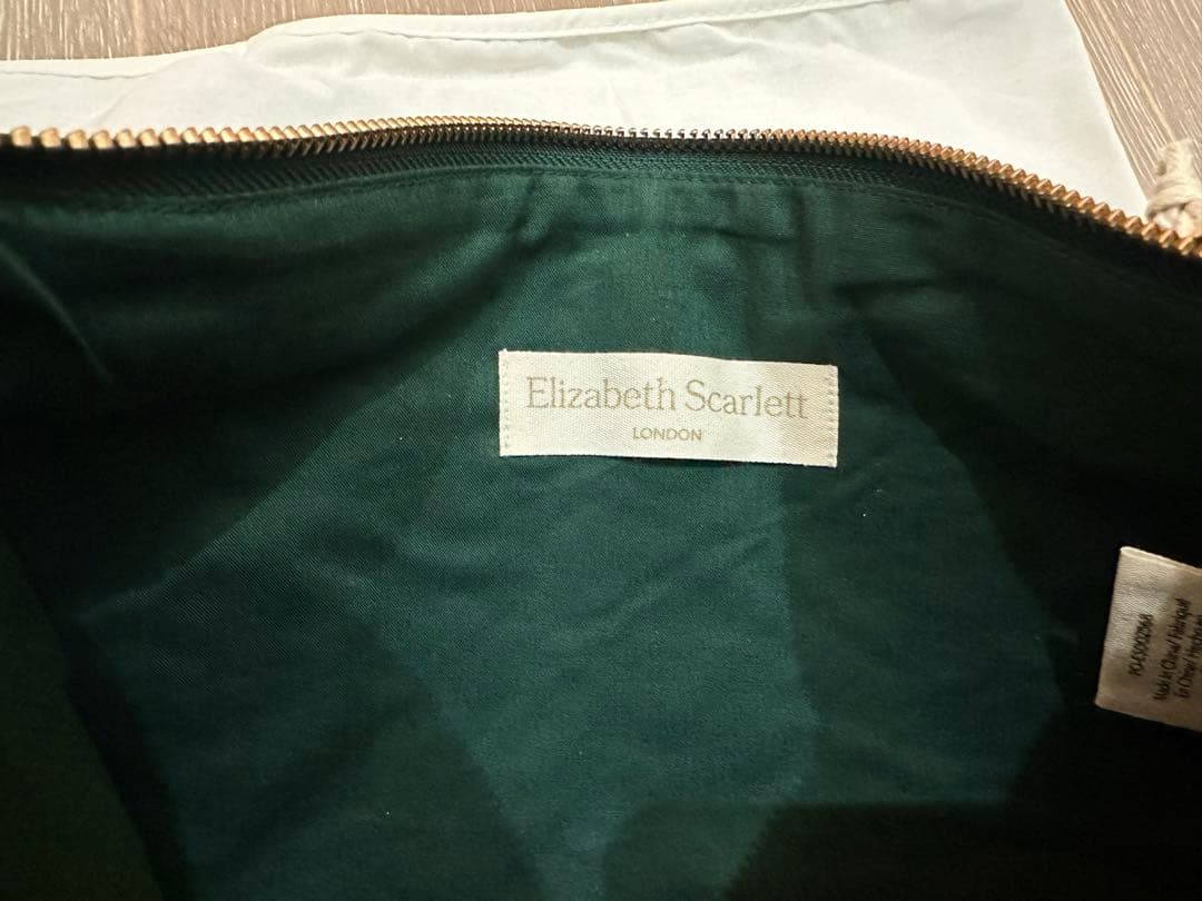 日本未入荷【Elizabeth Scarlett】Everyday Pouch