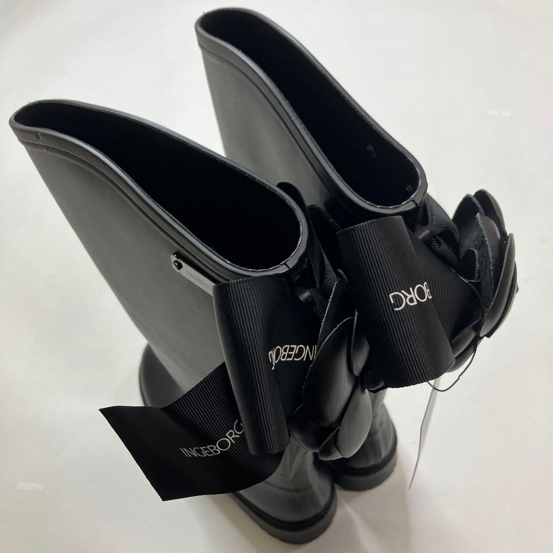 【新品未使用】インゲボルグ 黒 カメリアリボン付き レインブーツ/2024年 秋