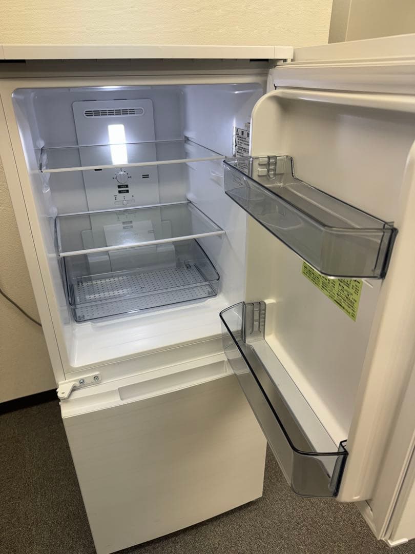 【送料込】SHARP SJ-D15H-W 冷蔵庫 2022年製