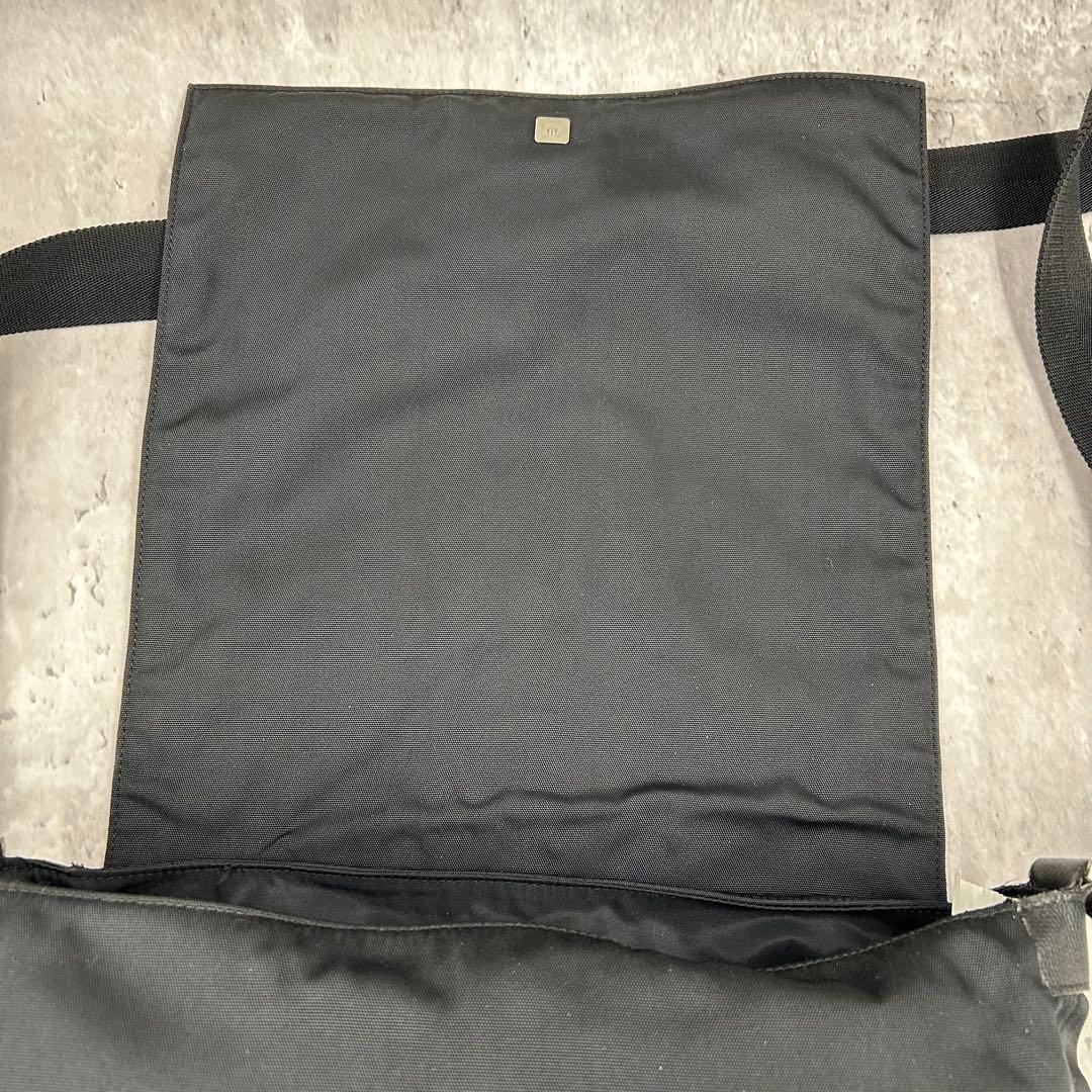 【美品】グッチ ショルダーバッグ 2way メッセンジャー ナイロン ブラック