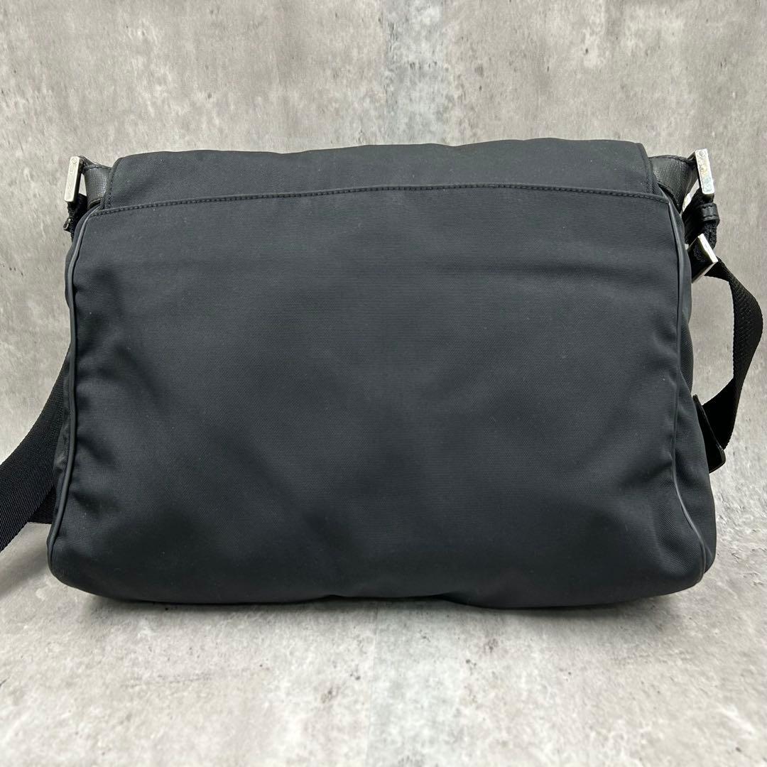 【美品】グッチ ショルダーバッグ 2way メッセンジャー ナイロン ブラック