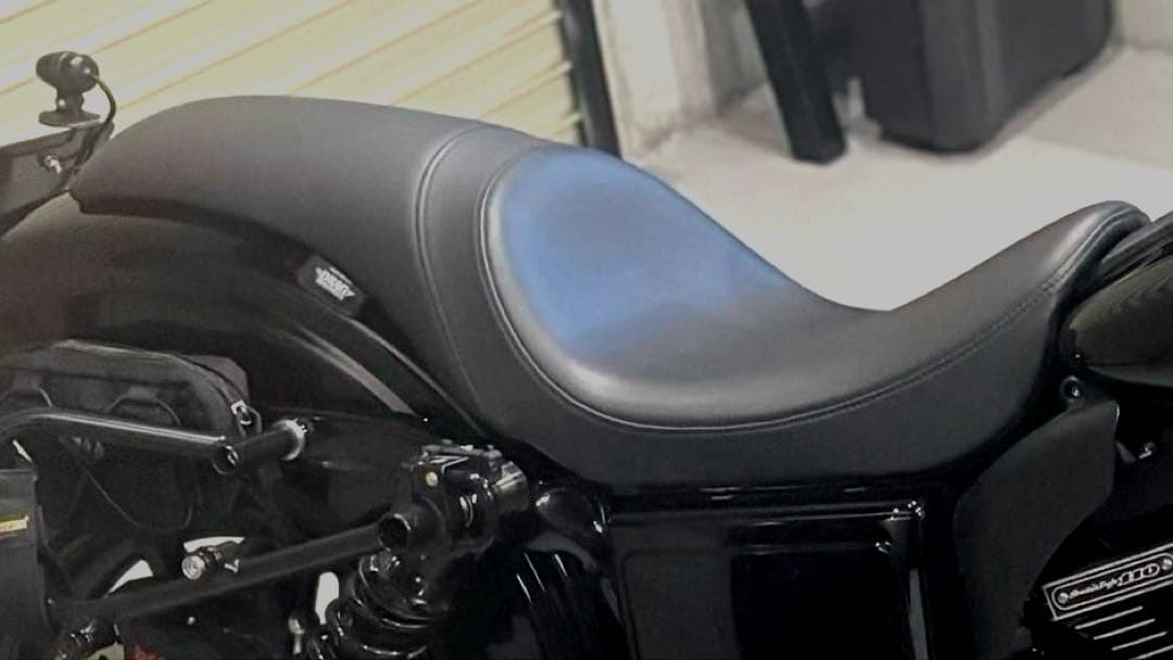 ドラッグスペシャリティーズ プレデターシート 06-17 ダイナ FXDLS等