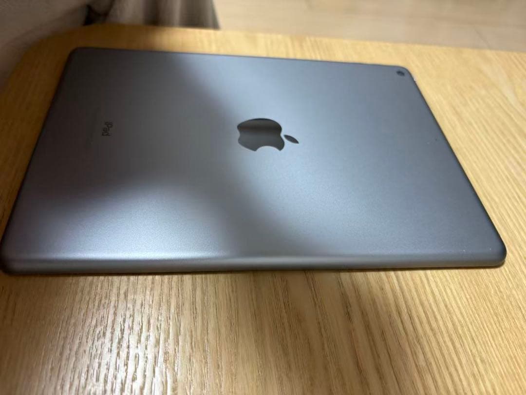 Apple iPad (第5世代) 32GB ブラック