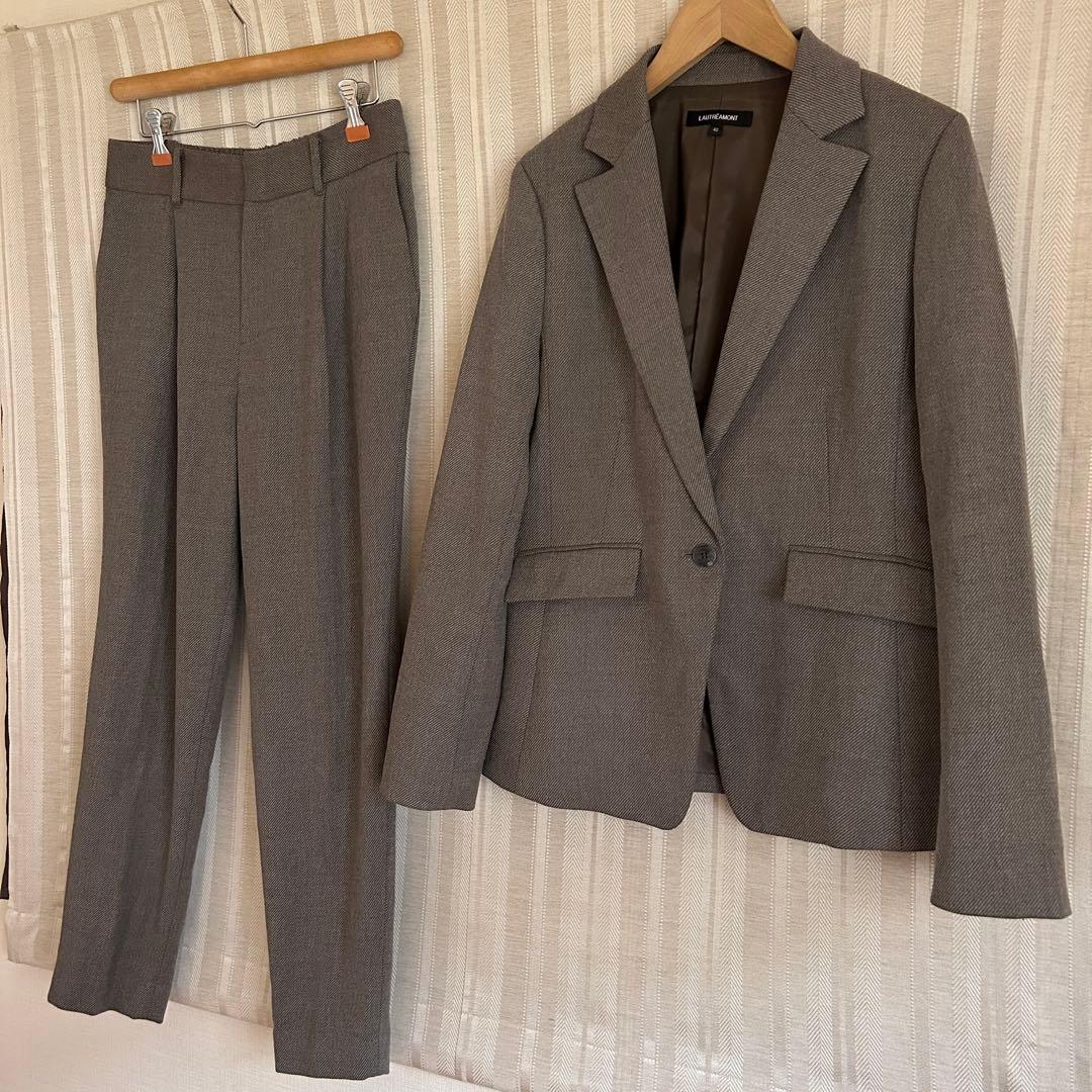 LAUTREAMONT 冬物　ストレッチテーパードパンツスーツ　Lサイズ