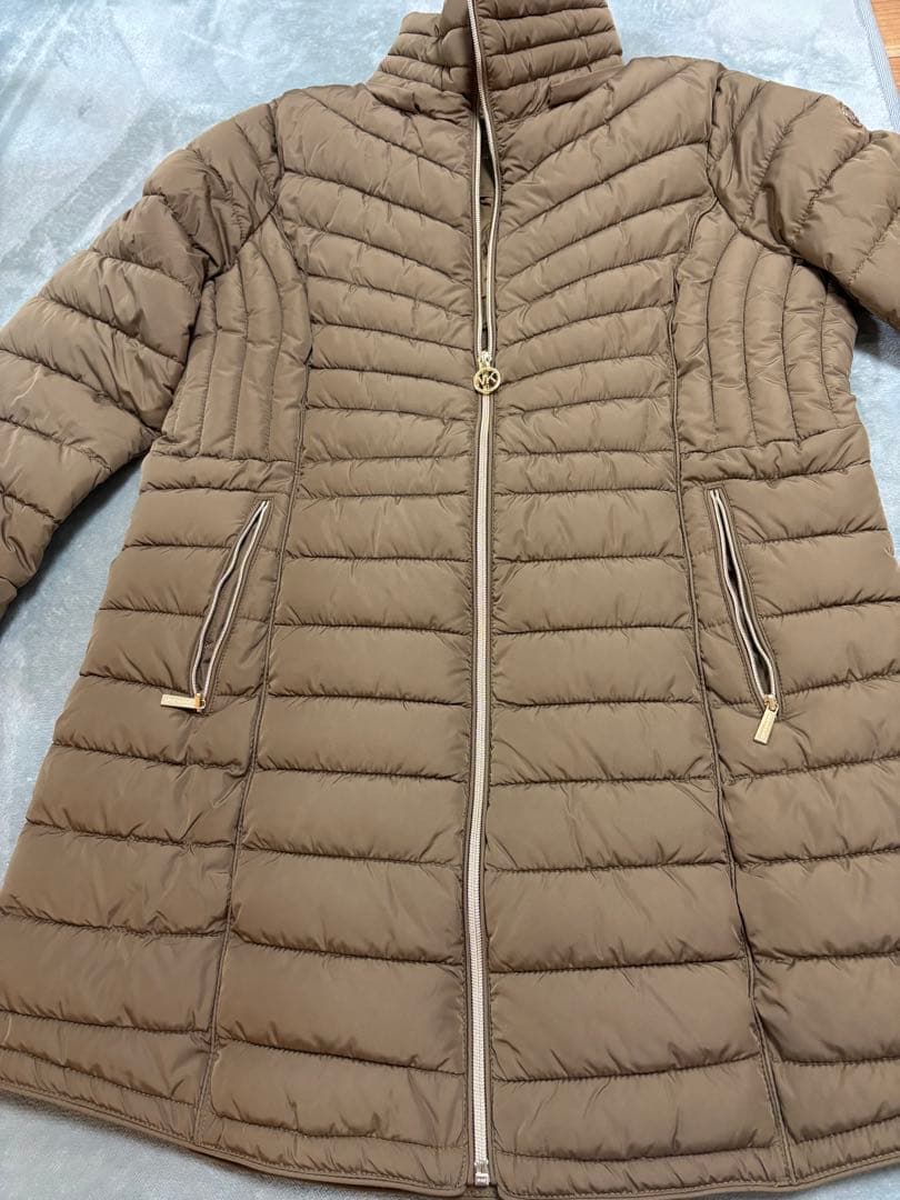 Michael Kors ダウンコート　フードあり