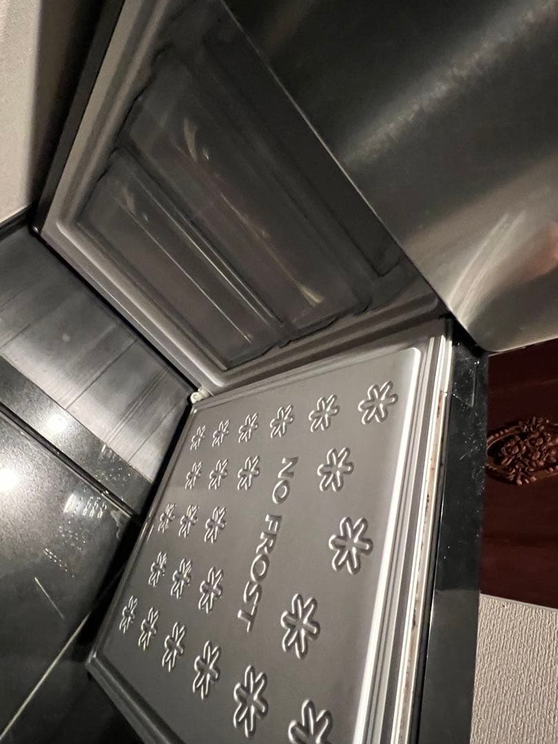 Haier ハイアール　シルバー冷蔵庫 ガラス棚 ノーフロスト