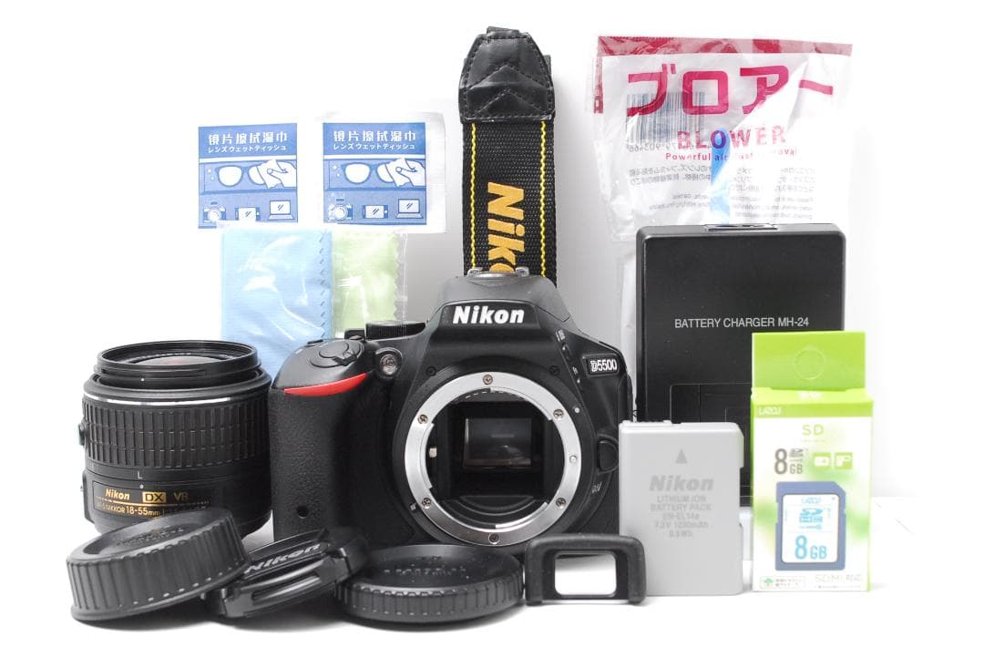 新品級ショット数　Nikon D5500　WiFI搭載　タッチパネル　スマホ転送
