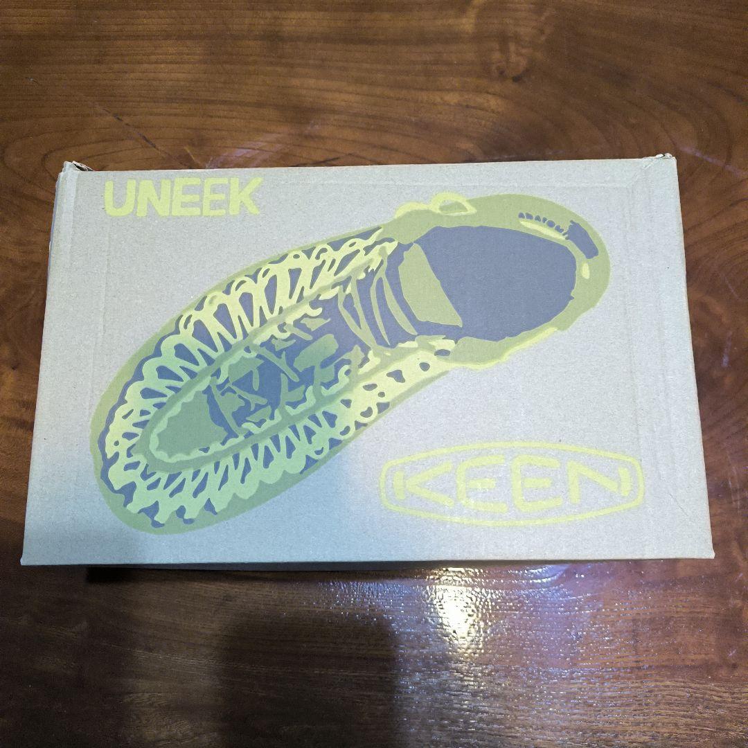 KEEN　ユニーク03