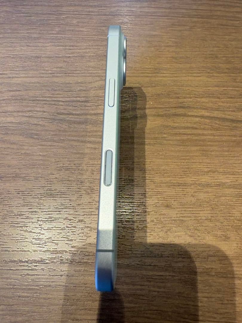 iPhone16　SIMフリー　128GB シルバー