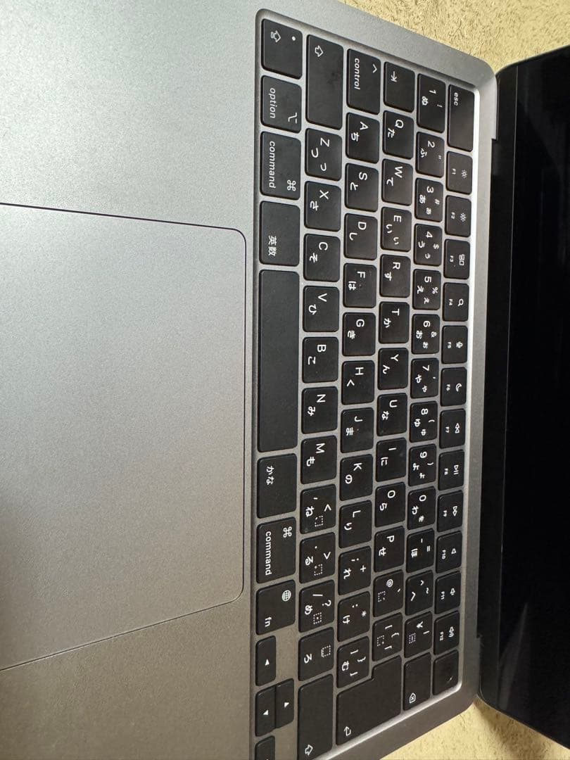 け*ん様 MacBook Air M2 (2022)スペースグレイ8GB
