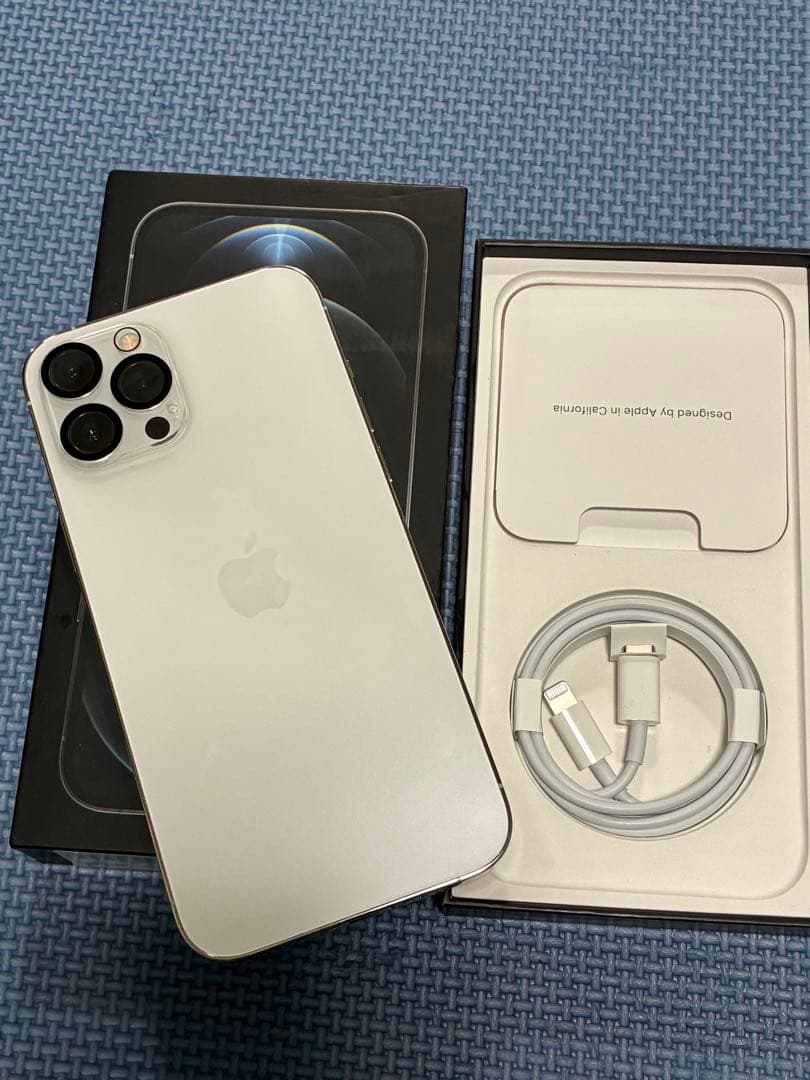 ⭐︎専用です⭐︎【美品】iPhone12Promax256GB シルバー