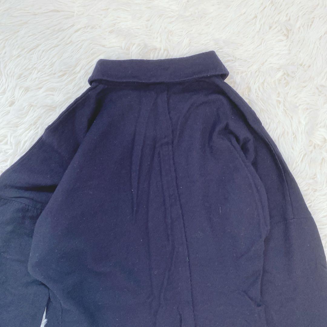 コムデギャルソン エンボスデザイン ラウンドカラー ウール ブラウスシャツ 変形