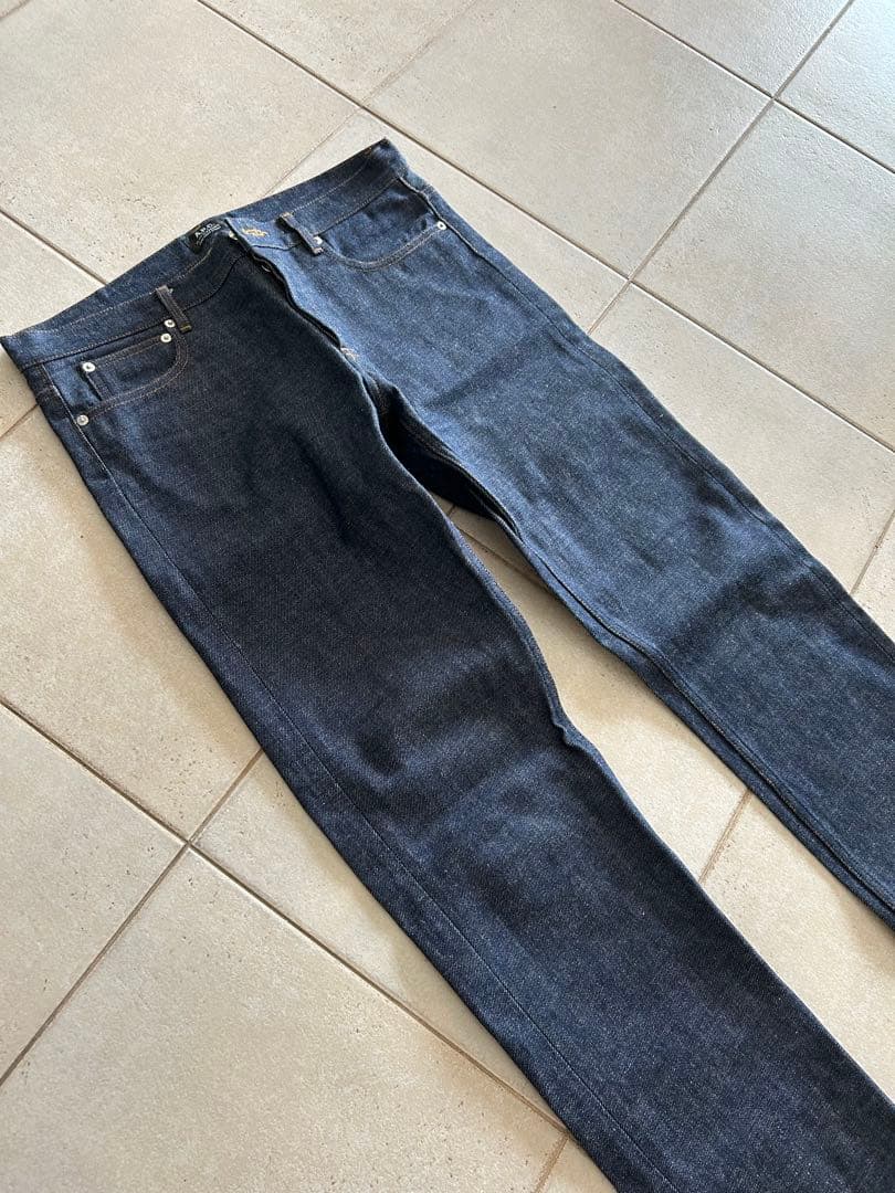 【新品未使用】APC スキニージーンズ 定番人気モデル 裾直しなし31インチ