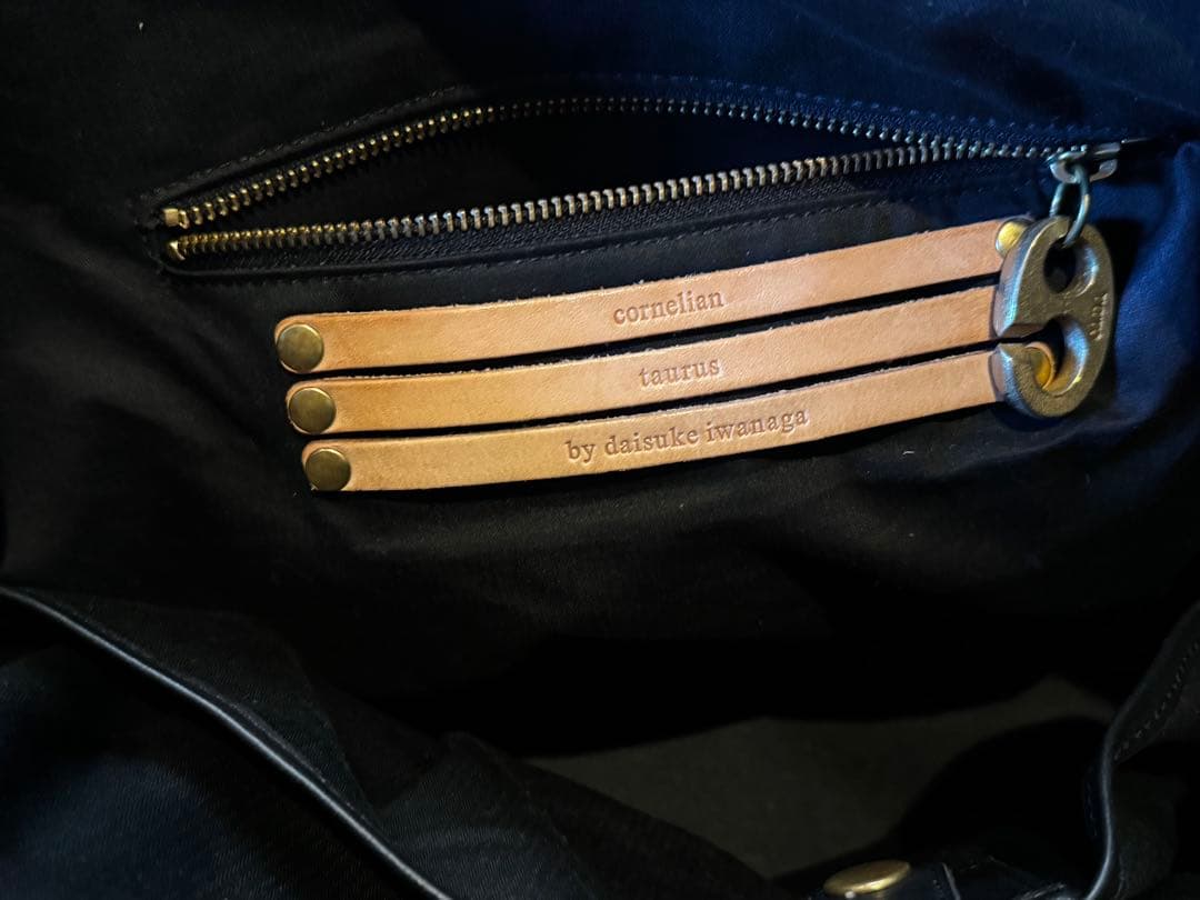 【人気品番】cornelian taurus key hole boston