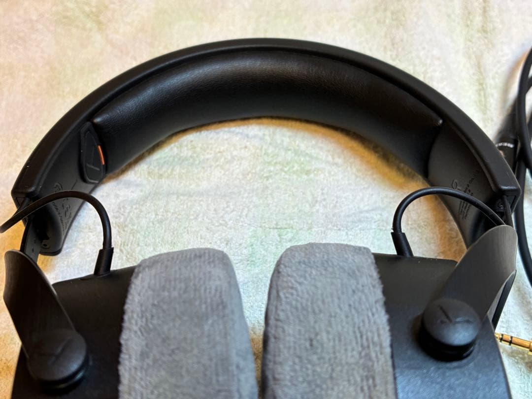 beyerdynamic DT900 PRO X 本体とVIABLUE製ケーブル