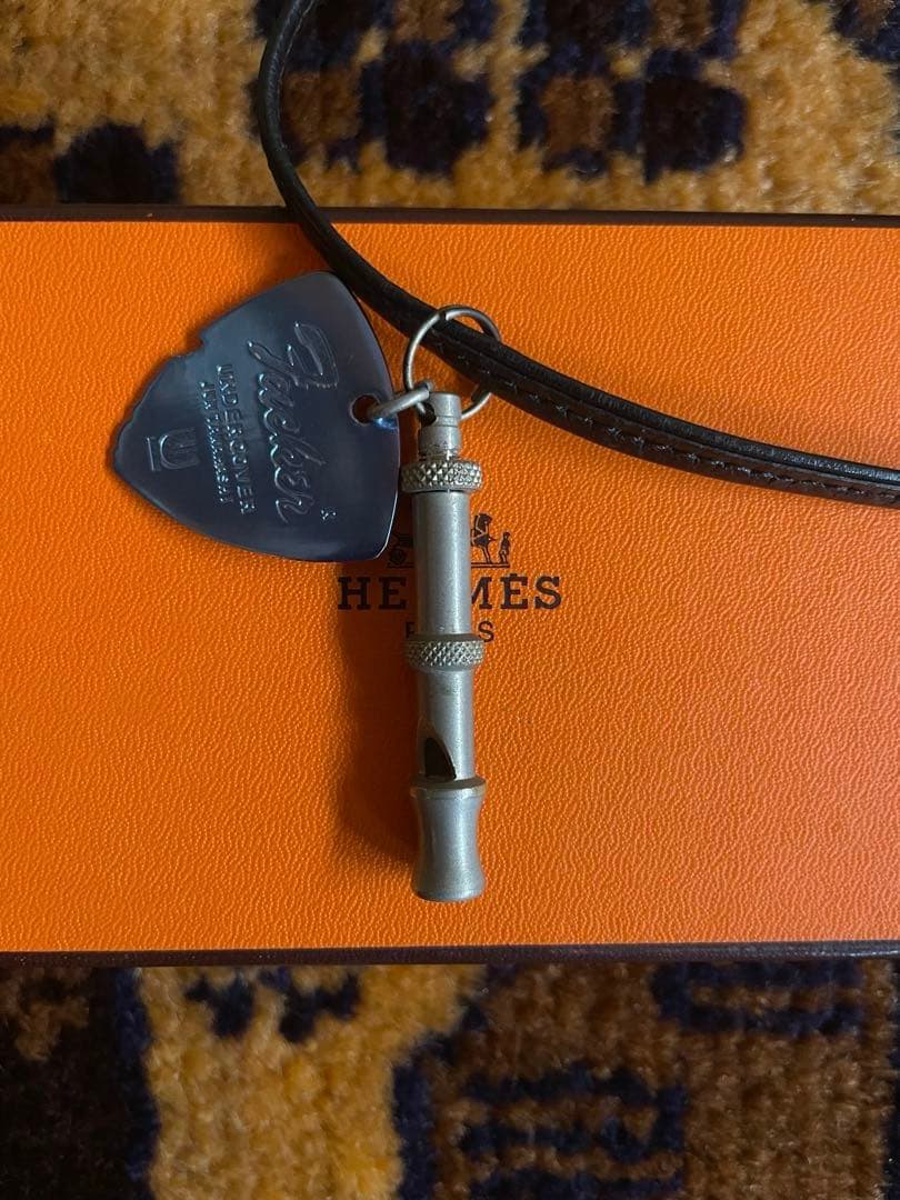 希少 UNDERCOVER PICK TOP × HERMES WHITSLE