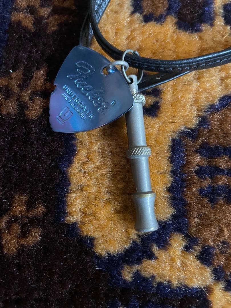 希少 UNDERCOVER PICK TOP × HERMES WHITSLE