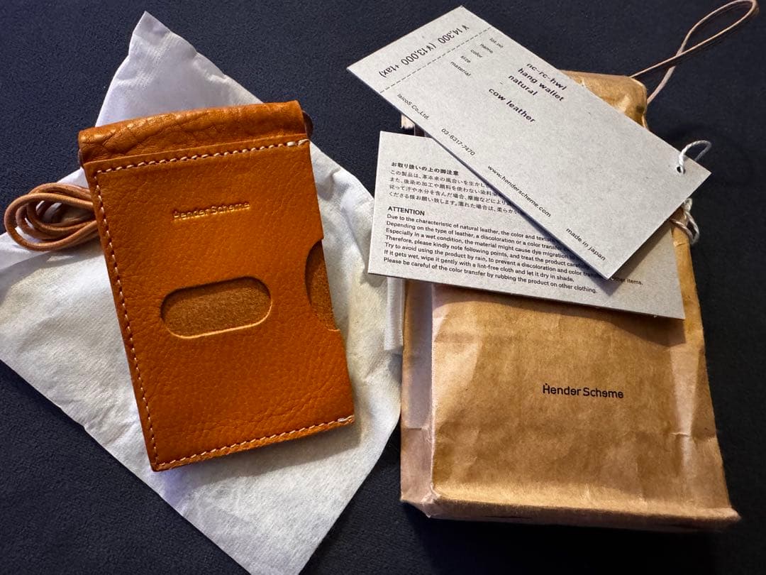 エンダースキーマ　ハングウォレット　ナチュラル