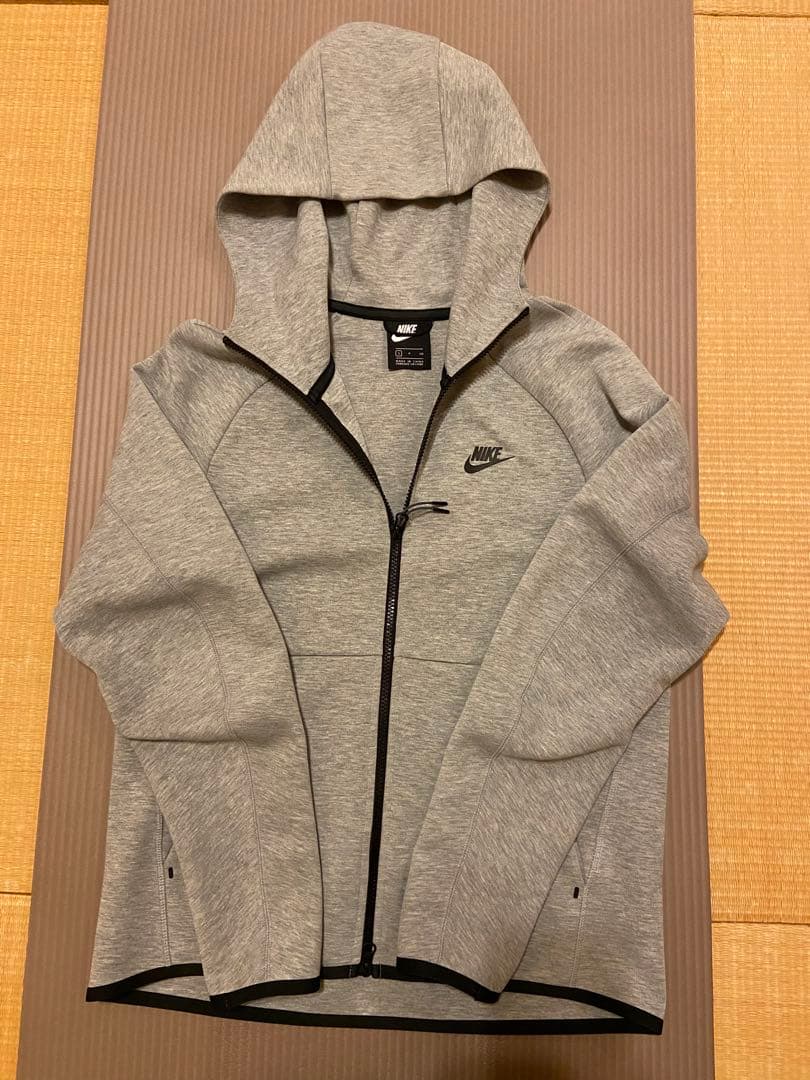 Nikeテックフリースセットアップ　Sサイズ