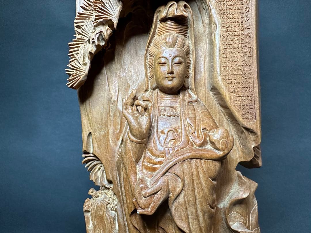 白檀　観音　木彫り　仏教美術　仏像 骨董 木像　木製　仏教　密教　置物　骨董