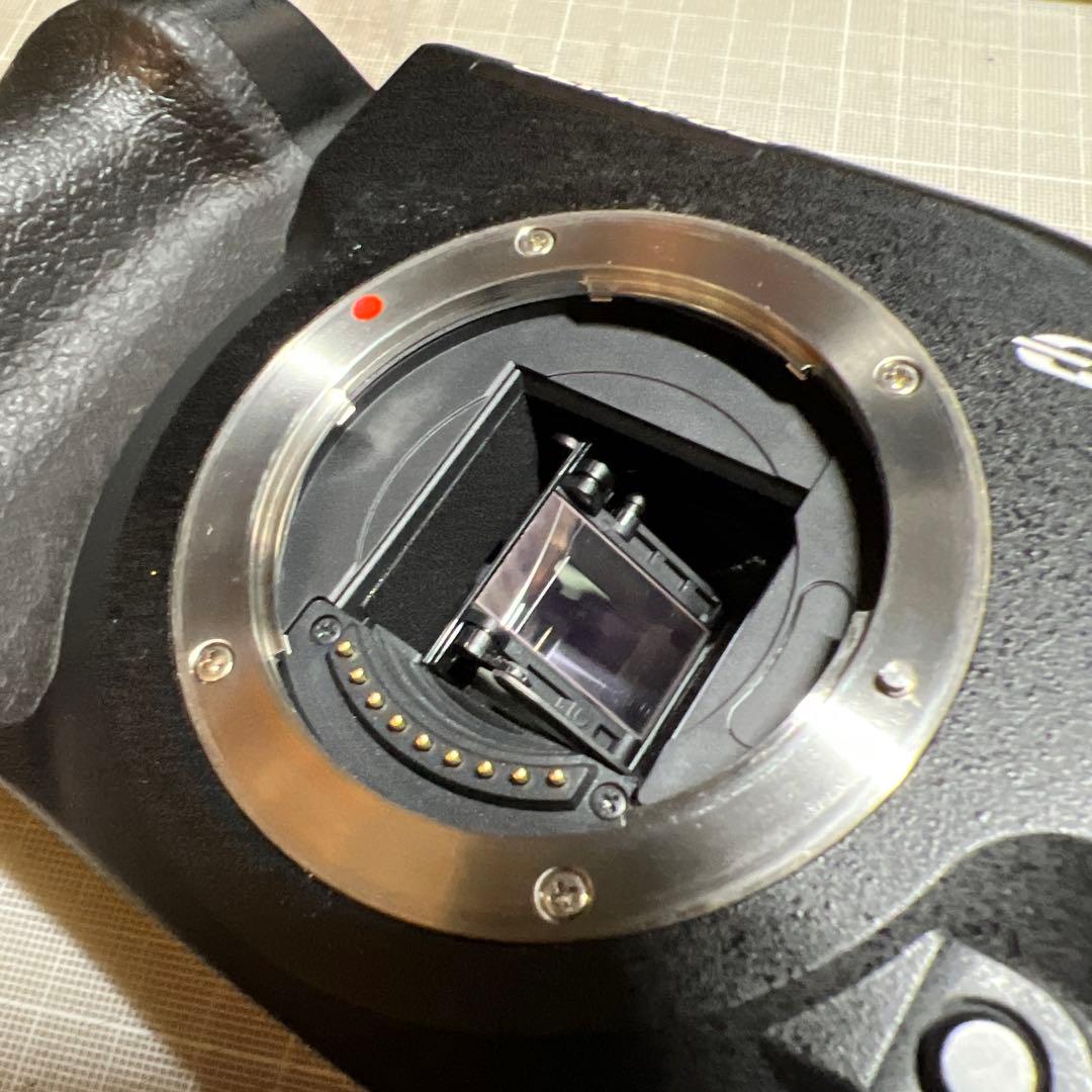 OLYMPUS E-330 デジタル一眼レフカメラ