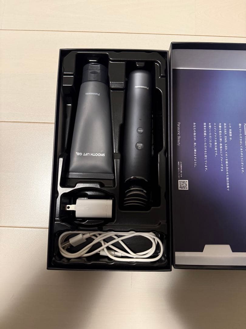 Panasonic EH-SR85-K バイタリフト RF black 美顔器