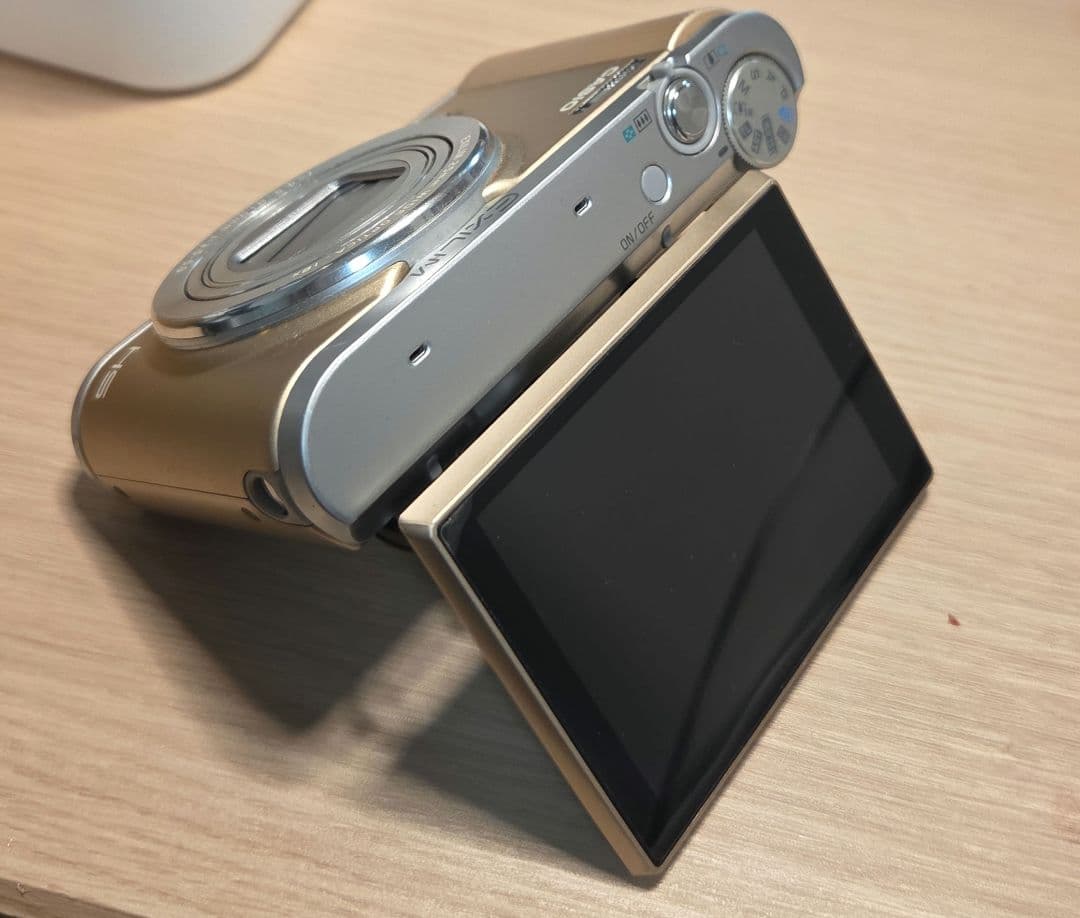 CASIO EXILIM ゴールド コンパクトデジタルカメラ