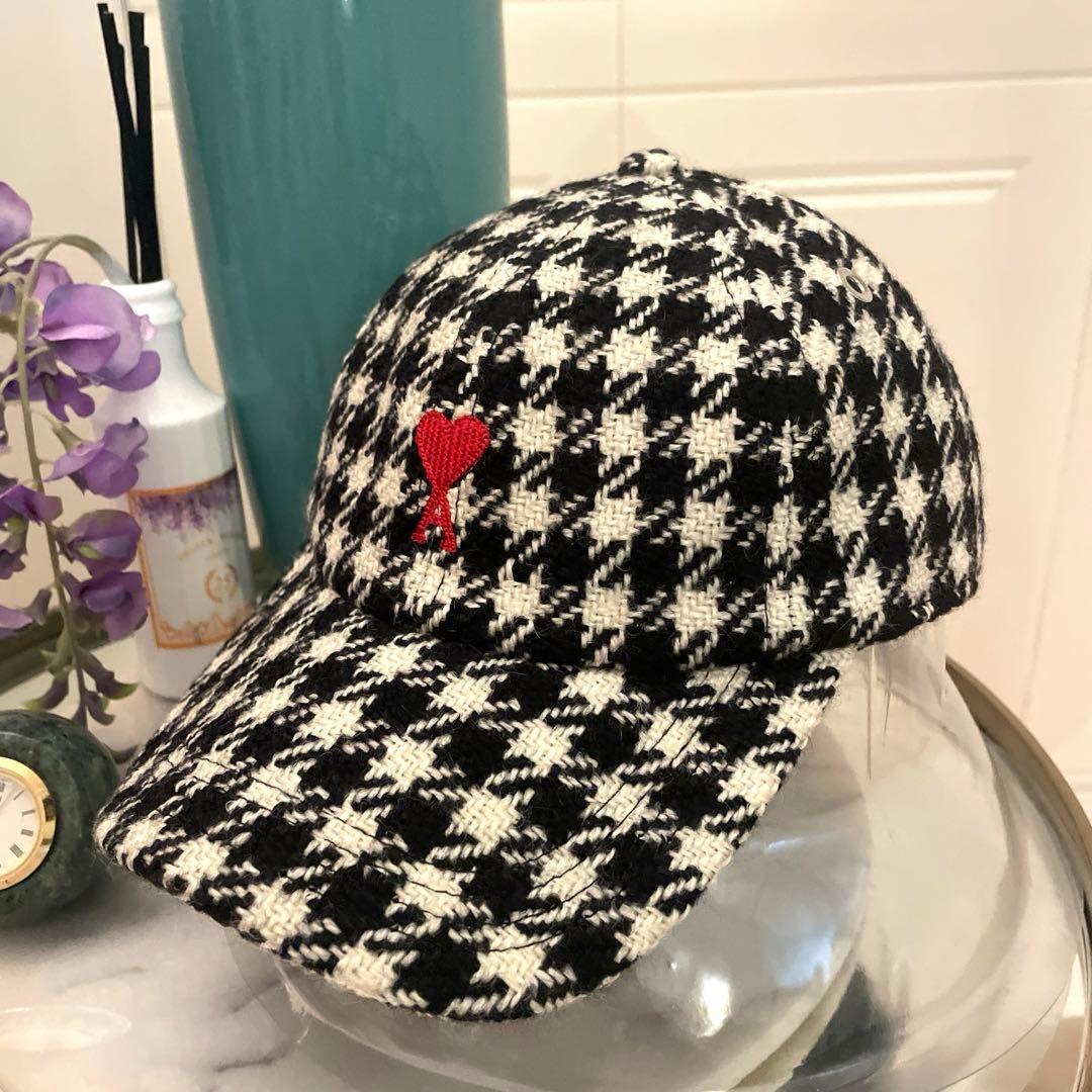 【AMI paris】パリ本店購入品　千鳥柄　ロゴデザインキャップ
