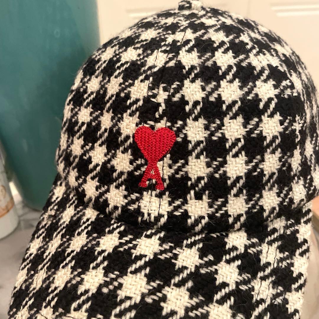 【AMI paris】パリ本店購入品　千鳥柄　ロゴデザインキャップ