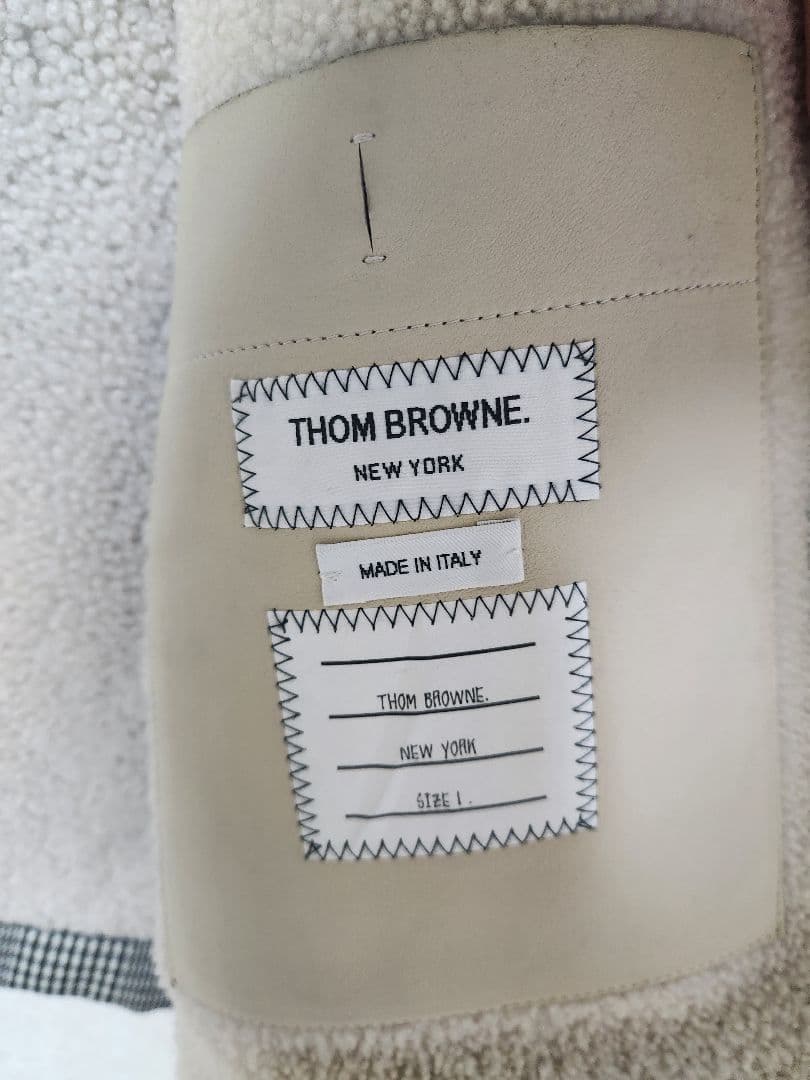 レア物　トムブラウン　裏地オールムートン　ジャケット