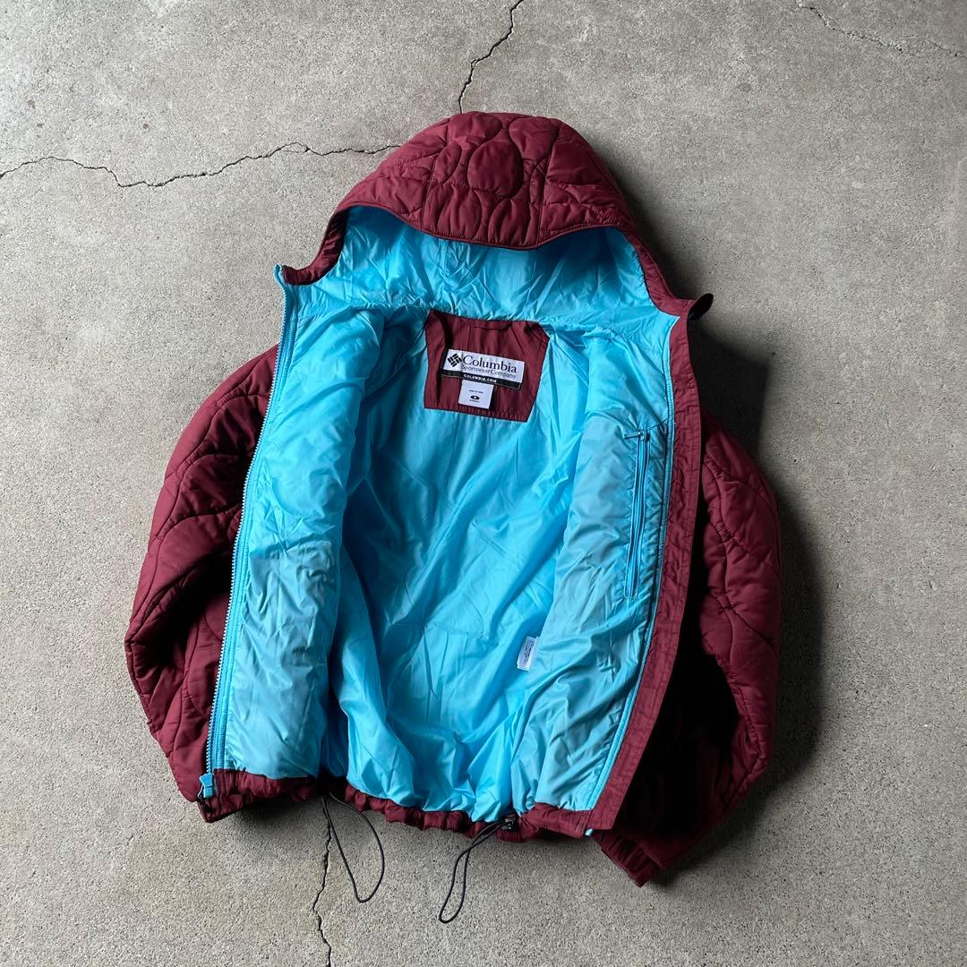 ジャケット・アウター Columbia hooded puffer jacket wine red