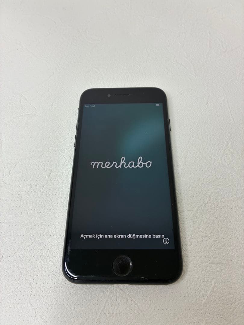 iPhone se3 64GB オマケケース付き