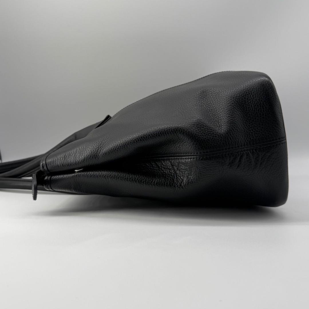 15720✨バーニーズニューヨーク トートバッグ 肩掛け ビジネス オールレザー