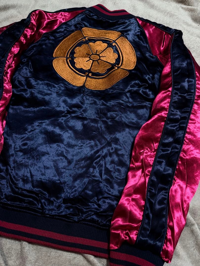 未使用近 ２面用 絡繰魂 馬日本限定版 スカジャン unisex レーヨン 美品