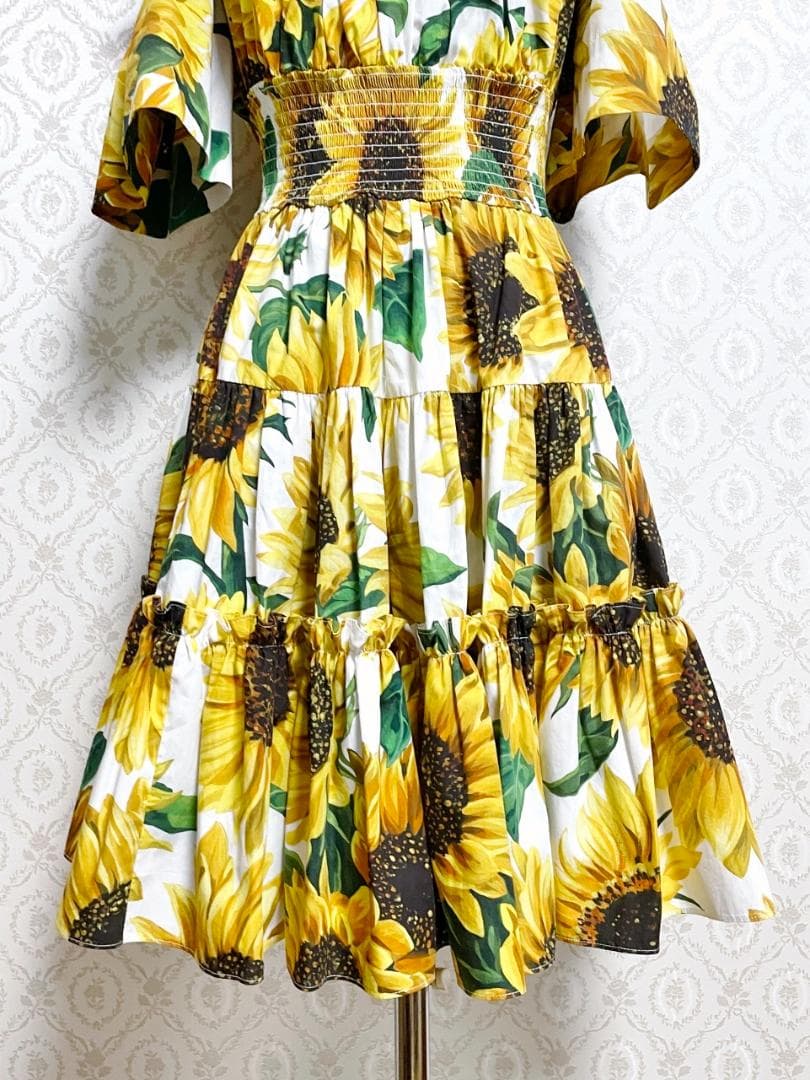 美品 DOLCE&GABBANA ドルチェ&ガッバーナ ひまわり柄ワンピース