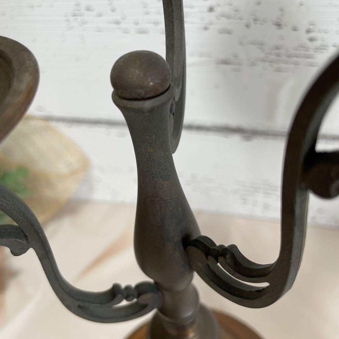 アンティーク　イタリア製　3灯式キャンドルスタンド　ブロンズと木目の燭台