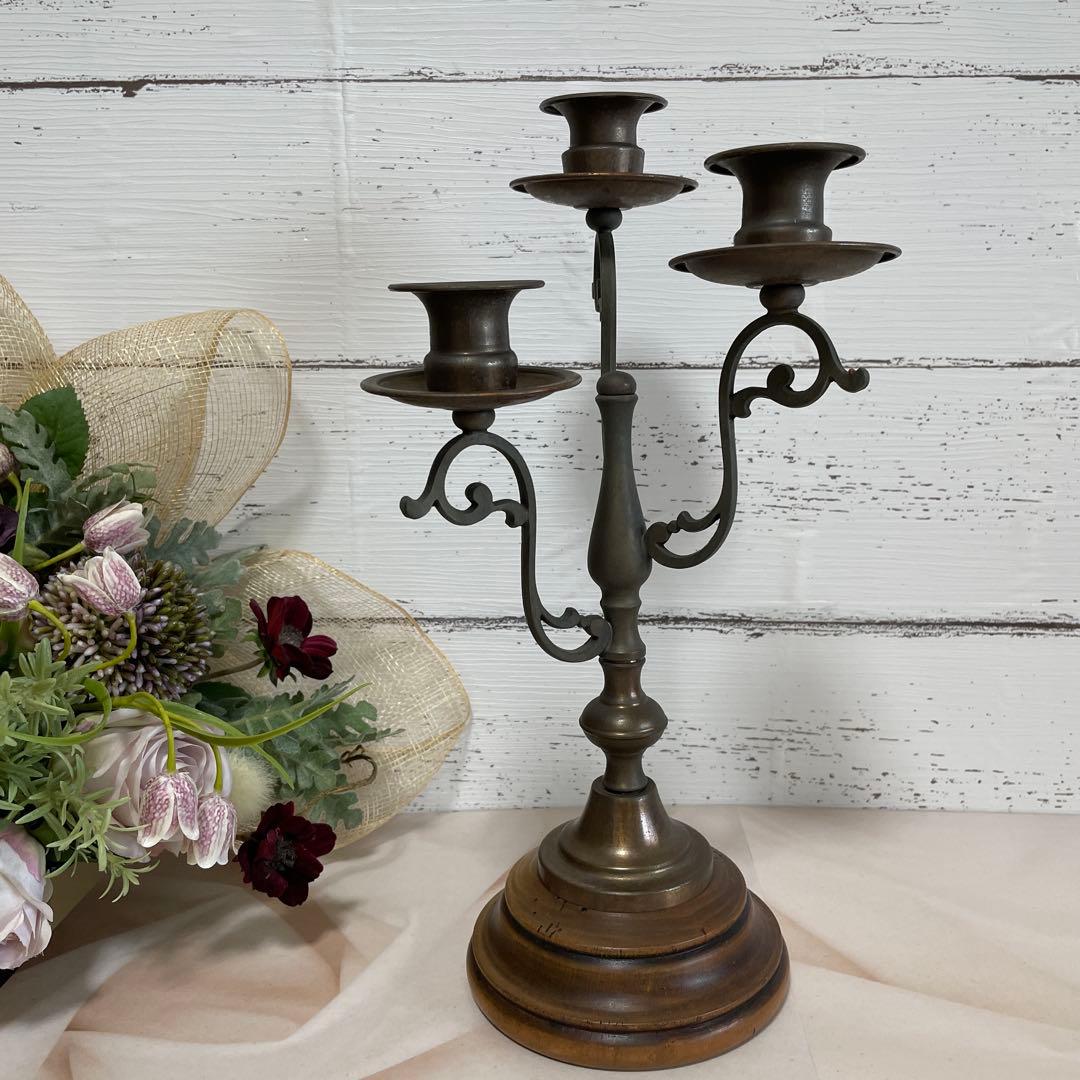 アンティーク　イタリア製　3灯式キャンドルスタンド　ブロンズと木目の燭台