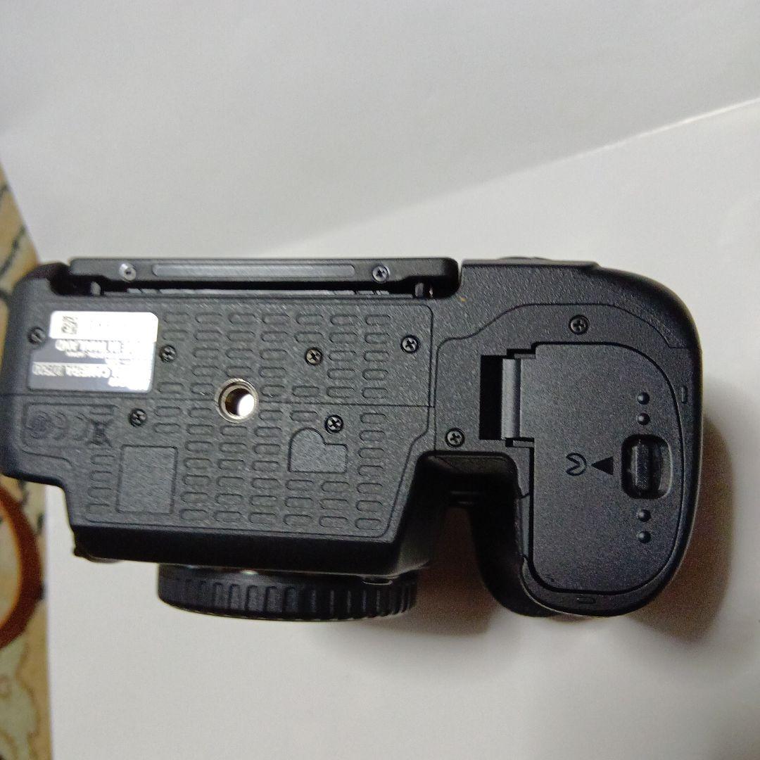 Nikon D7500 デジタル一眼レフカメラ 本体と付属品ほぼ新品