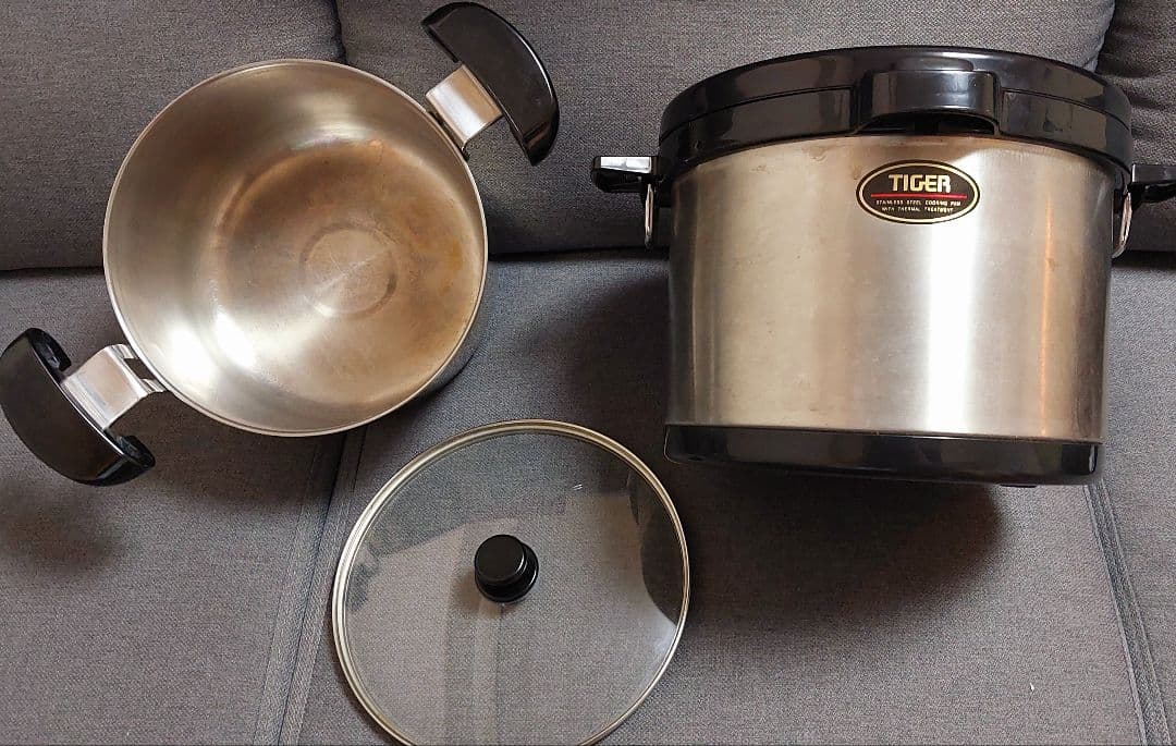 生産終了商品　TIGER 保温調理鍋　まほうなべ　5.2L NFB-A520