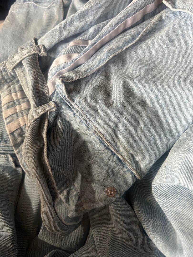 ADIDAS ADILENIUM DENIM ライトブルー デニムカーゴパンツ