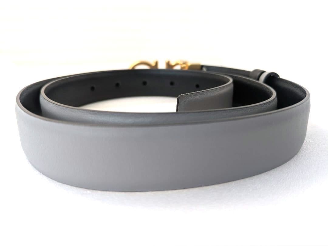 Salvatore Ferragamo フェラガモグレー ベルト　【未使用品】